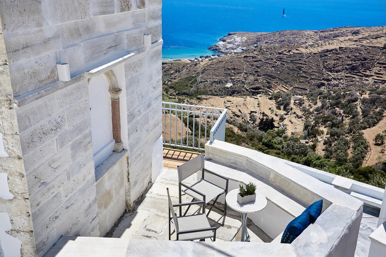 Living Theros Luxury Suites Kardhianí Exteriér fotografie